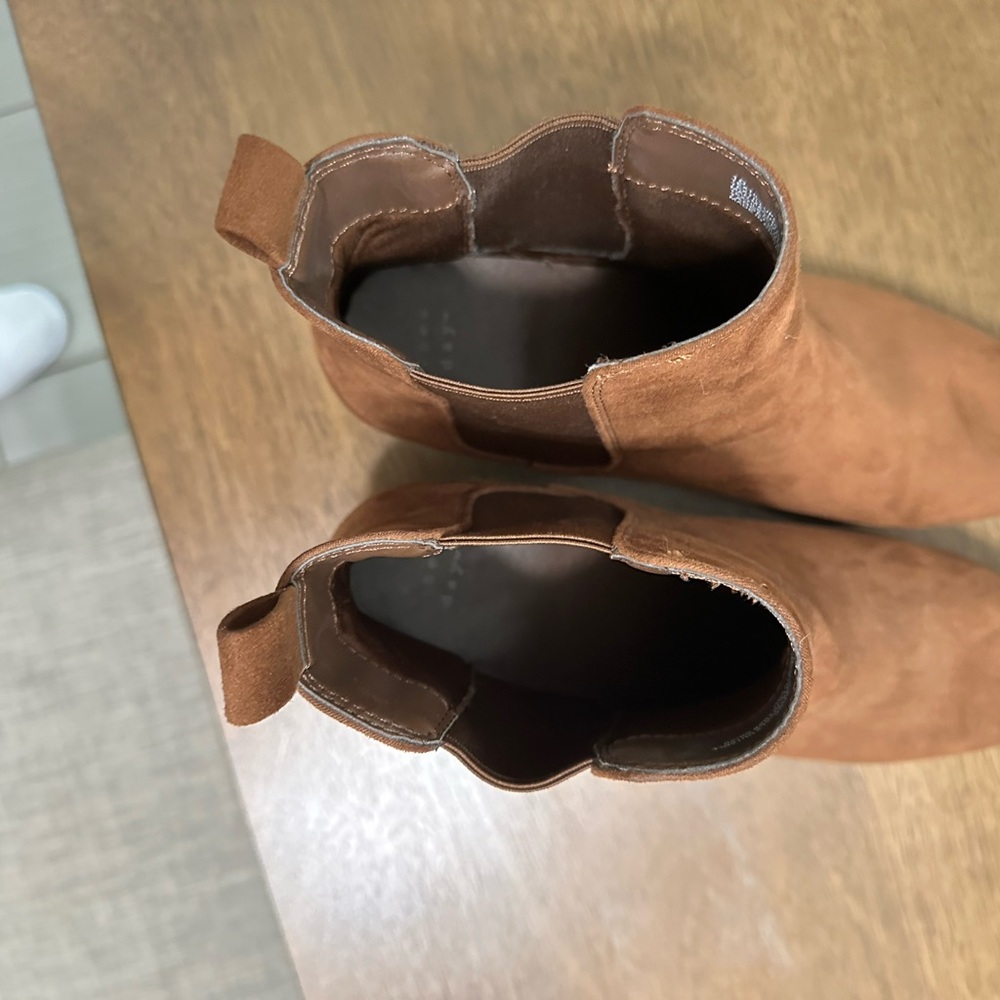 A New Day Ellie Chelsea Boots - Picture 7 of 8